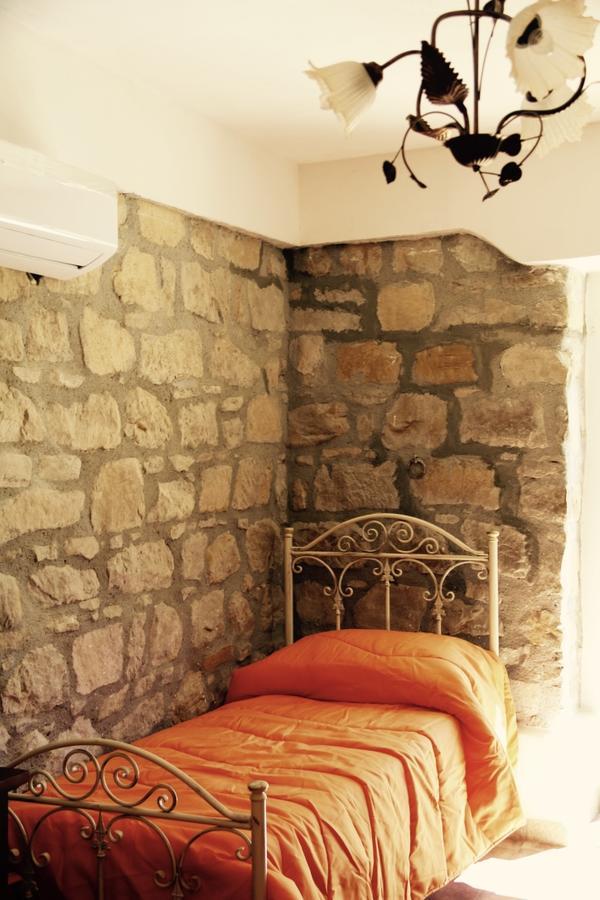 Il Giglio Farm stay Pettineo